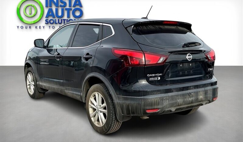 
								2018 Nissan Qashqai SV Moonroof AWD full									