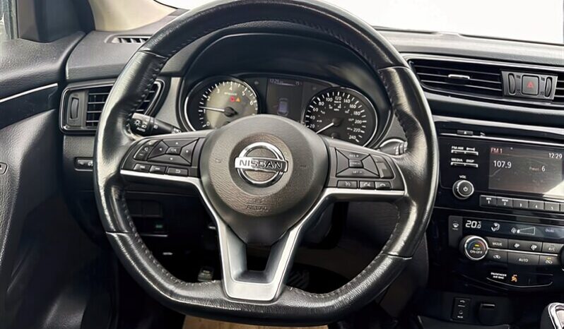 
								2018 Nissan Qashqai SV Moonroof AWD full									