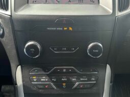 
										2019 Ford Edge SEL AWD full									