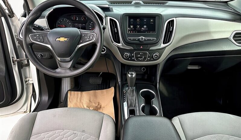 
								2019 Chevrolet Equinox LS AWD full									