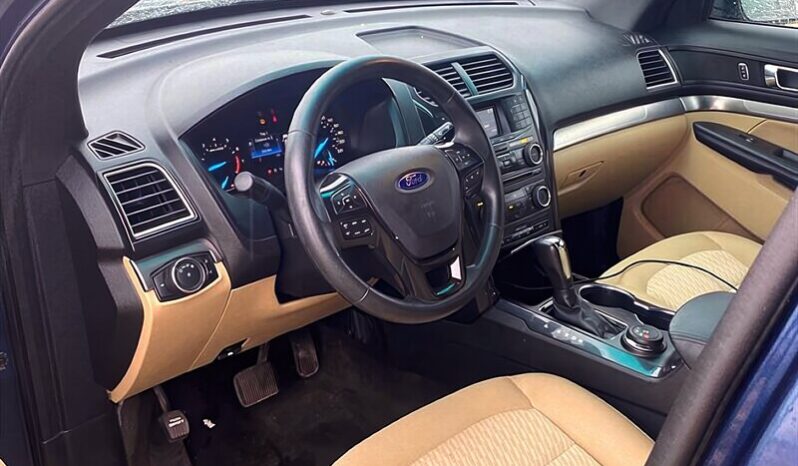 
								2017 Ford Explorer XLT 4×4 full									