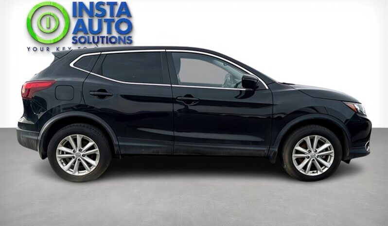 
								2018 Nissan Qashqai SV Moonroof AWD full									