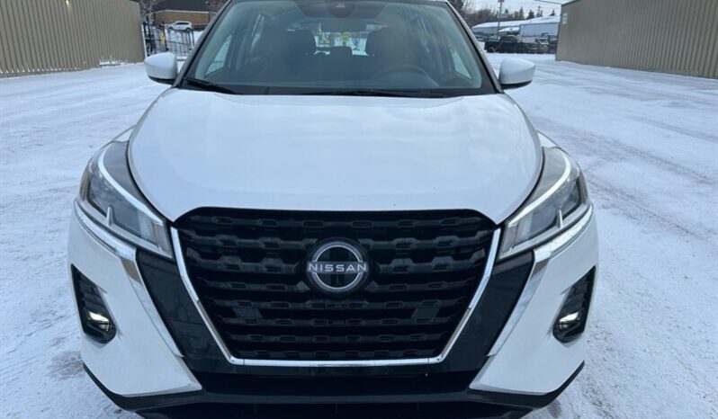 
								2024 Nissan Kicks SV full									