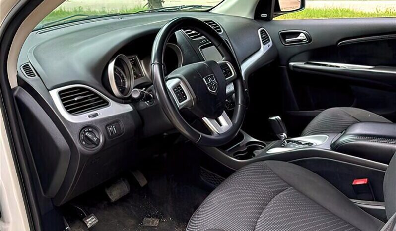 
								2018 Dodge Journey SXT AWD 7 Passenger full									