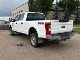 
										2019 Ford F-250 Super Duty XL FX4 6.2L Crew Cab 4×4 full									