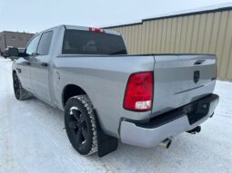 
										2020 Ram 1500 Express Crew Cab 4×4 5.7L Hemi full									