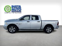 
										2019 Ram 1500 SXT Crew Cab 4×4 5.7L Hemi full									