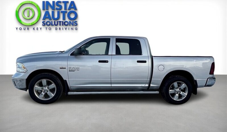 
								2019 Ram 1500 SXT Crew Cab 4×4 5.7L Hemi full									