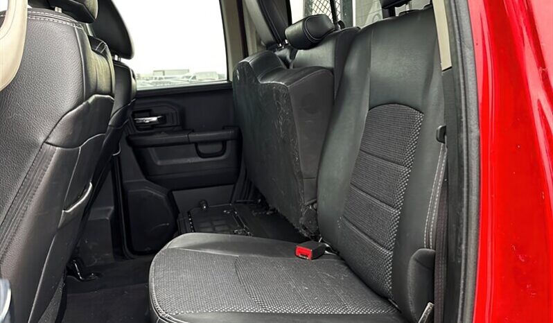 
								2017 Ram 1500 Quad Cab Sport 4×4 5.7L Hemi full									