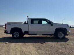 
										2023 Chevrolet Silverado 2500 LT Crew Cab 4×4 full									
