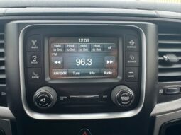 
										2020 Ram 1500 Express Crew Cab 4×4 5.7L Hemi full									