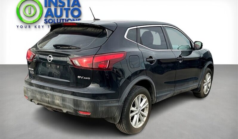 
								2018 Nissan Qashqai SV Moonroof AWD full									