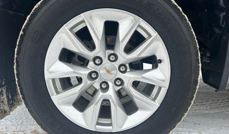 
								2023 Chevrolet Silverado 1500 Custom Crew Cab 4×4 full									