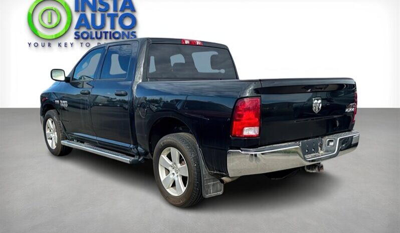 
								2017 Ram 1500 ST Crew Cab 5.7L Hemi 4×4 full									