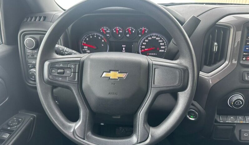 
								2023 Chevrolet Silverado 1500 Custom Crew Cab 4×4 full									