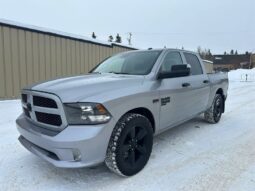 2020 Ram 1500 Express Crew Cab 4×4 5.7L Hemi