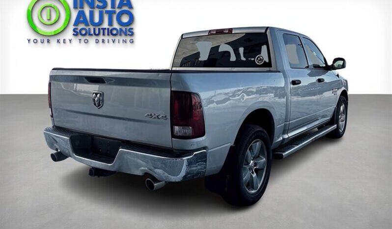 
								2019 Ram 1500 SXT Crew Cab 4×4 5.7L Hemi full									