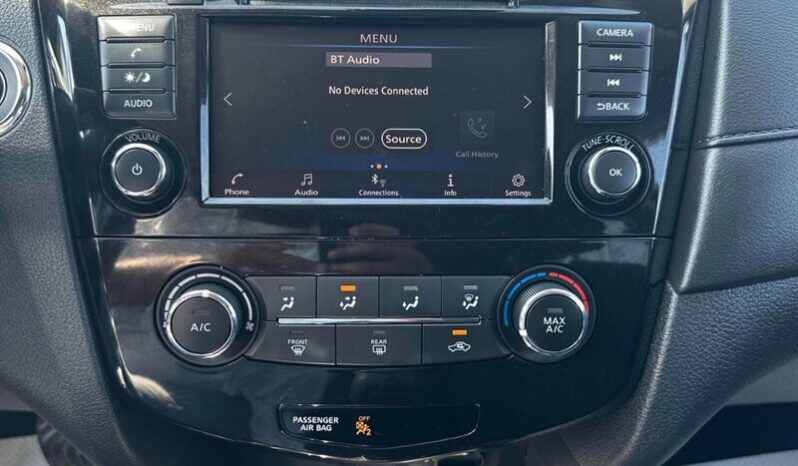 
								2020 Nissan Rogues SV AWD full									