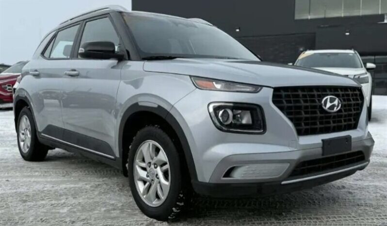 
								2024 Hyundai Venue Preferred full									