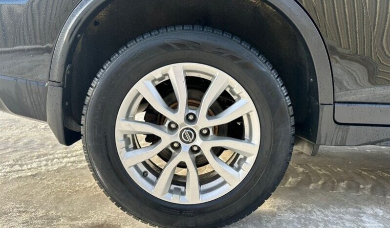 
								2020 Nissan Rogue SV AWD full									