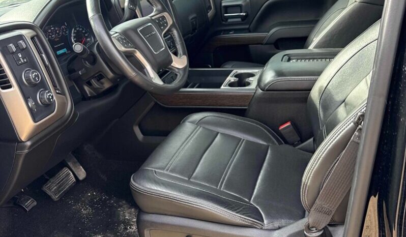 
								2018 GMC 1500 Denali Crew Cab 4×4 6.2L full									