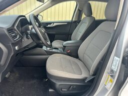 
										2020 Ford Escape SE AWD full									