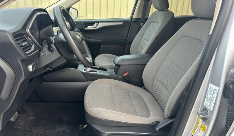 
								2020 Ford Escape SE AWD full									