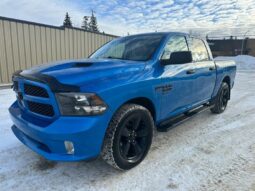2019 RAM 1500 Classic Express Blackout Crew Cab 4×4