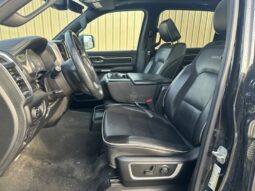 
										2023 Ram 1500 Laramie Crew Cab 4×4 5.7L Hemi full									