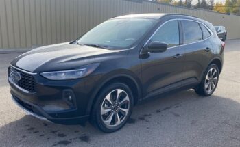 2025 Ford Escape Platinum Moonroof AWD