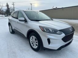 
										2020 Ford Escape SE AWD full									