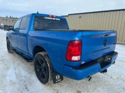 
										2019 RAM 1500 Classic Express Blackout Crew Cab 4×4 full									