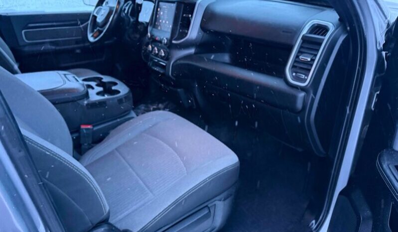 
								2022 Ram 2500 Big Horn Diesel Crew Cab 4×4 full									
