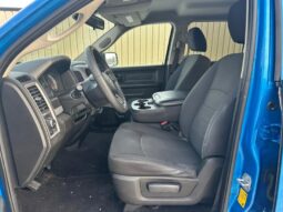 
										2019 RAM 1500 Classic Express Blackout Crew Cab 4×4 full									