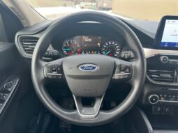 
										2020 Ford Escape SE AWD full									