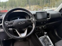 
										2024 Hyundai Venue Preferred full									