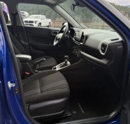 
										2024 Hyundai Venue Preferred full									