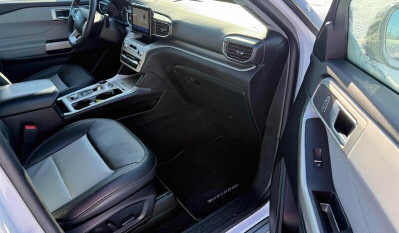 
								2024 Ford Explorer XLT Sport Leather Moonroof AWD full									