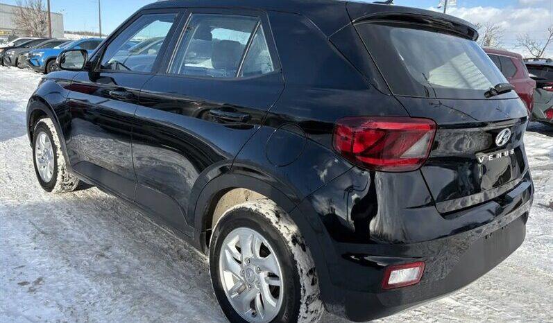 
								2024 Hyundai Venue Preferred full									