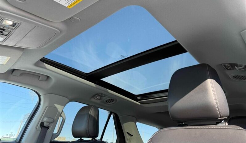 
								2024 Ford Explorer XLT Sport Leather Moonroof AWD full									