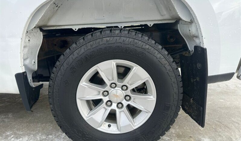 
								2023 Chevrolet Silverado 1500 WT Z-71 Crew Cab 4×4 5.3L full									