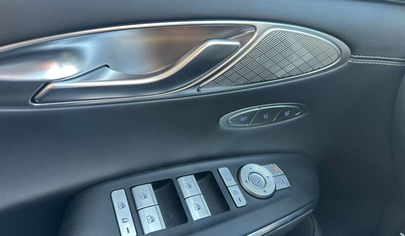 
								2025 Genesis GV70  2.5T Advanced Plus AWD full									